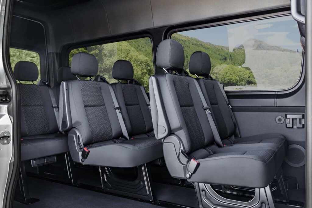 INTERIOR VAN